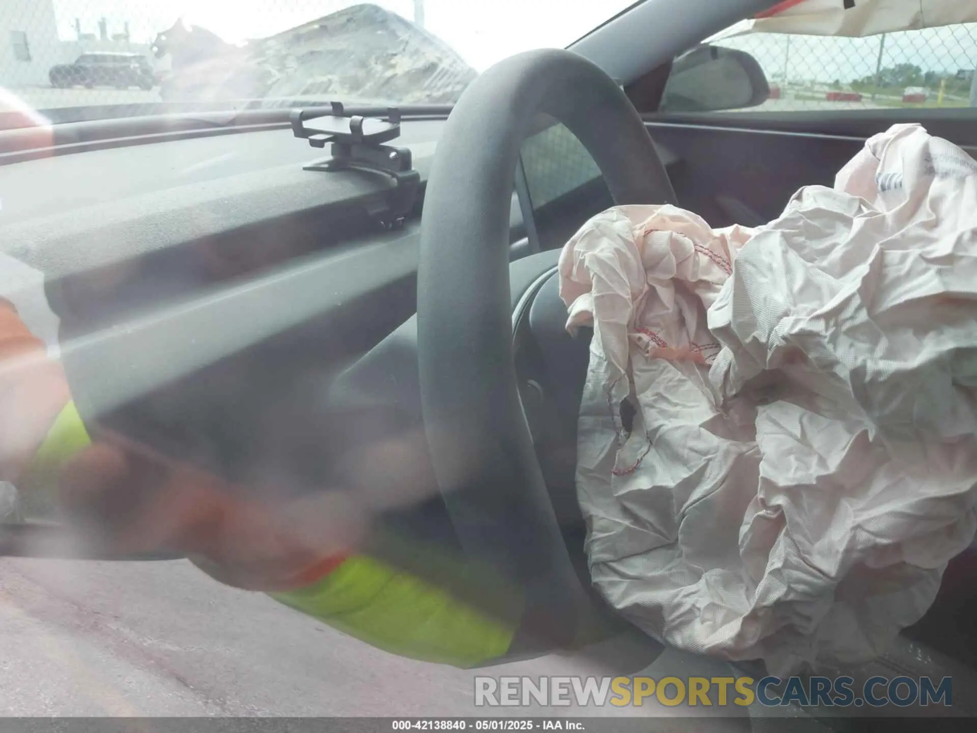 7 Photograph of a damaged car 5YJ3E1EB2RF740887 TESLA MODEL 3 2024