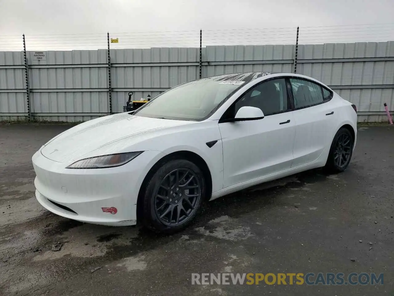 1 Photograph of a damaged car 5YJ3E1EB2RF758662 TESLA MODEL 3 2024