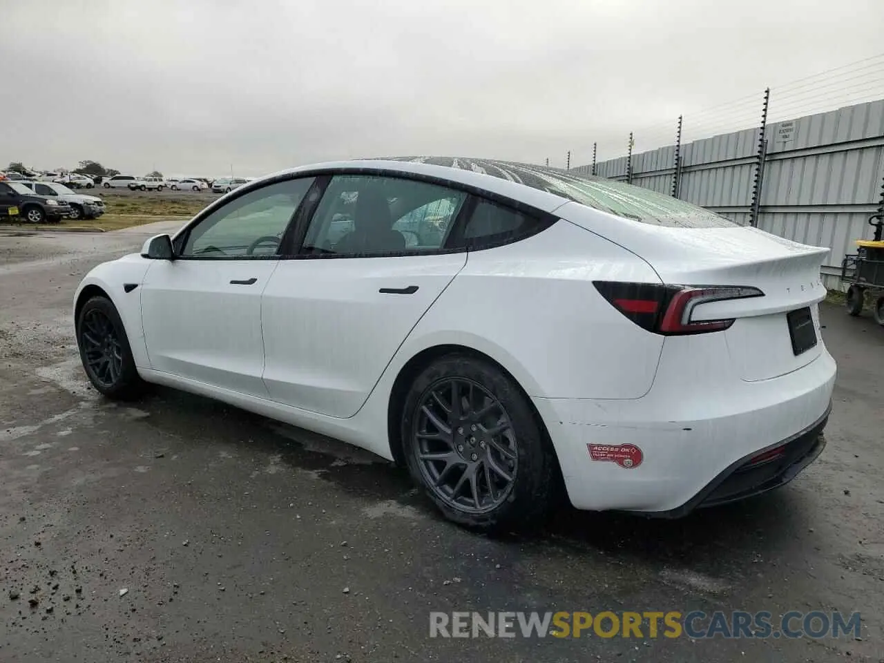 2 Photograph of a damaged car 5YJ3E1EB2RF758662 TESLA MODEL 3 2024