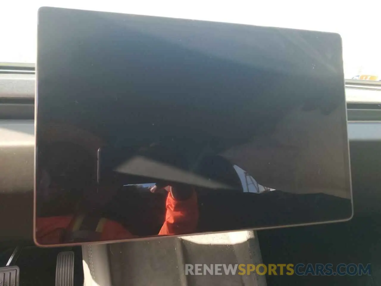 9 Photograph of a damaged car 5YJ3E1EB2RF759018 TESLA MODEL 3 2024