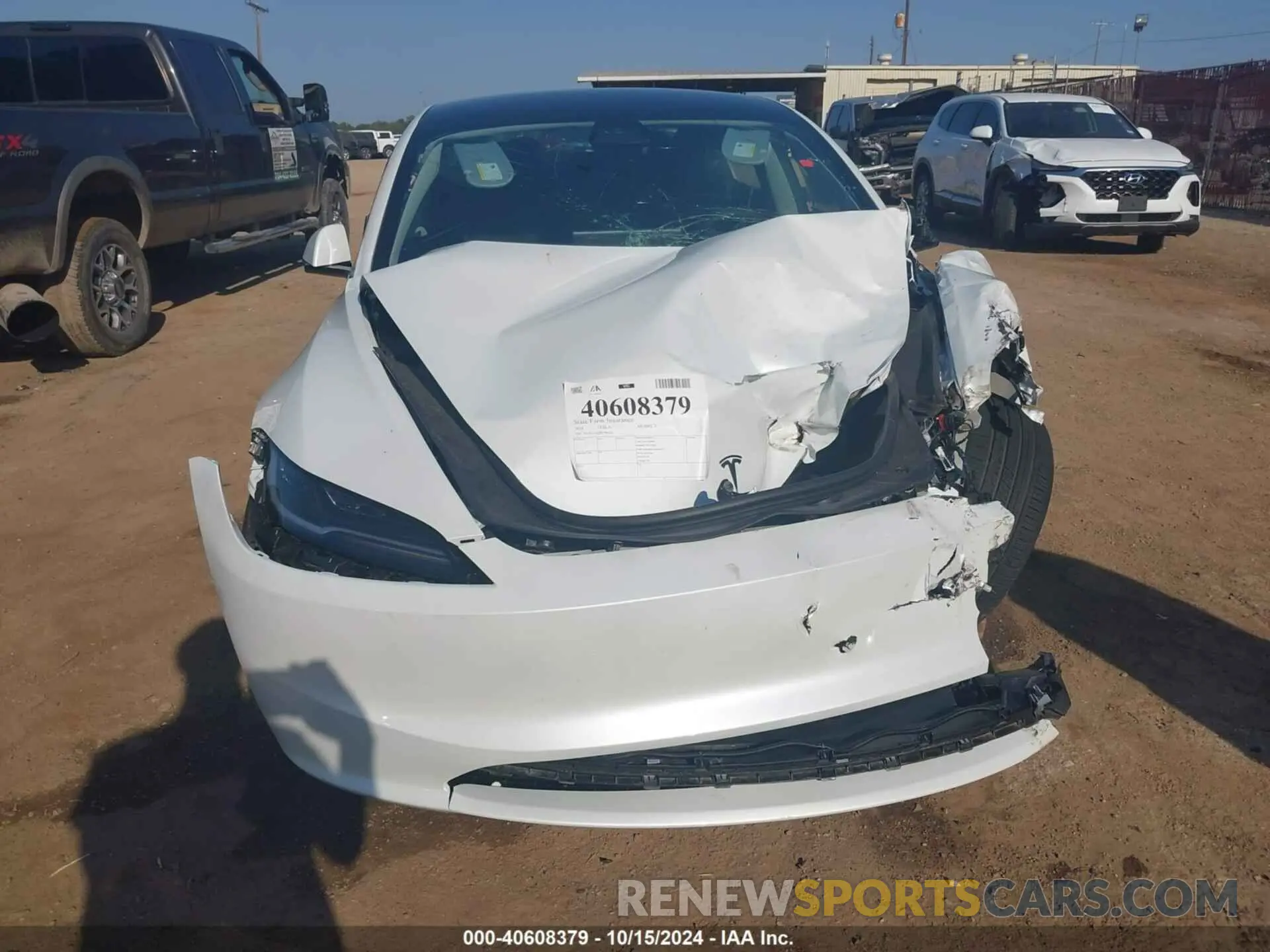 12 Photograph of a damaged car 5YJ3E1EB2RF796263 TESLA MODEL 3 2024