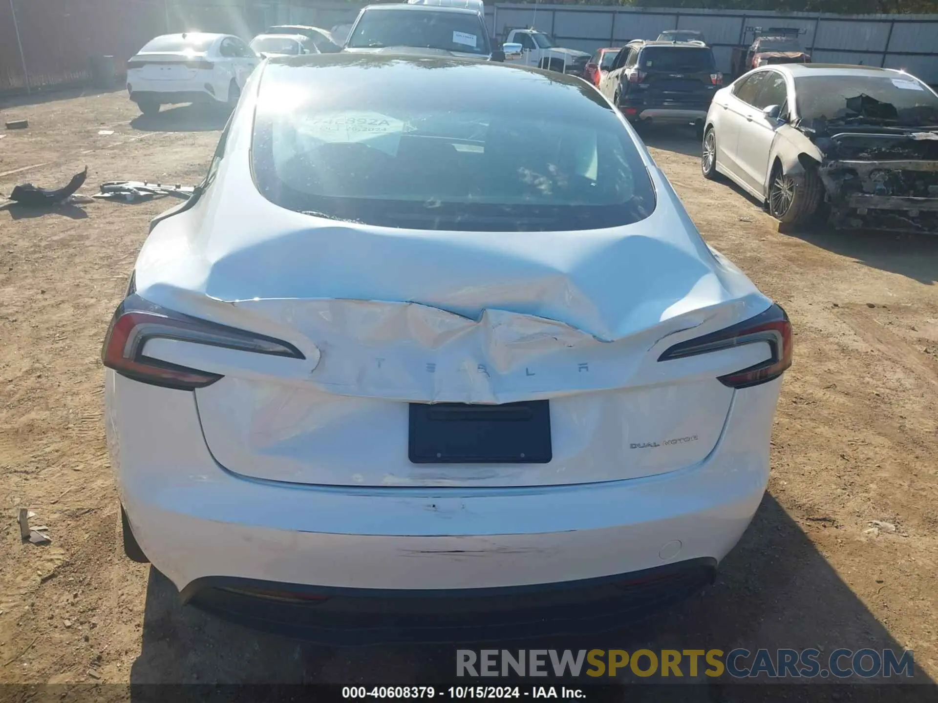 16 Photograph of a damaged car 5YJ3E1EB2RF796263 TESLA MODEL 3 2024