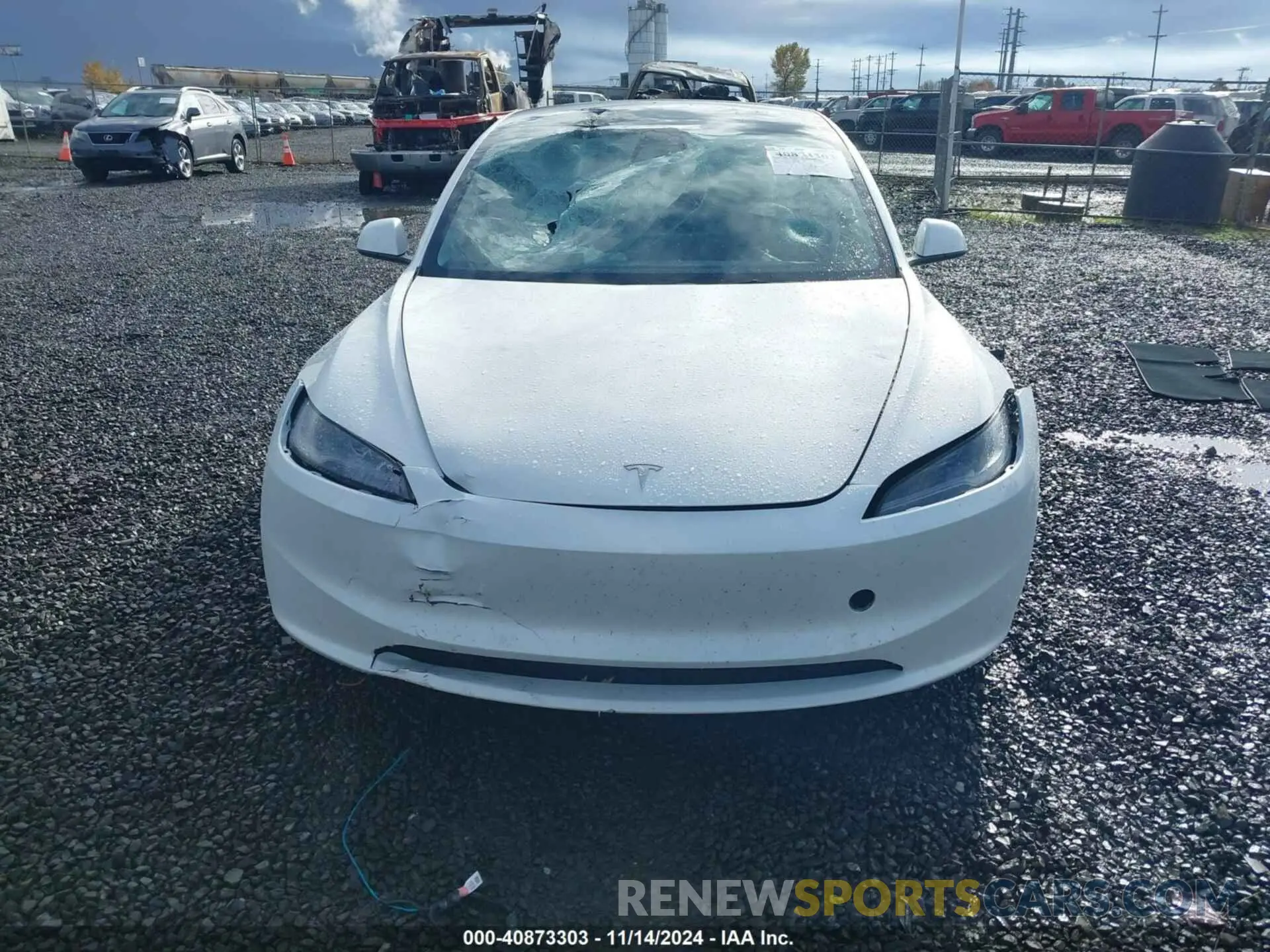 11 Photograph of a damaged car 5YJ3E1EB2RF799986 TESLA MODEL 3 2024