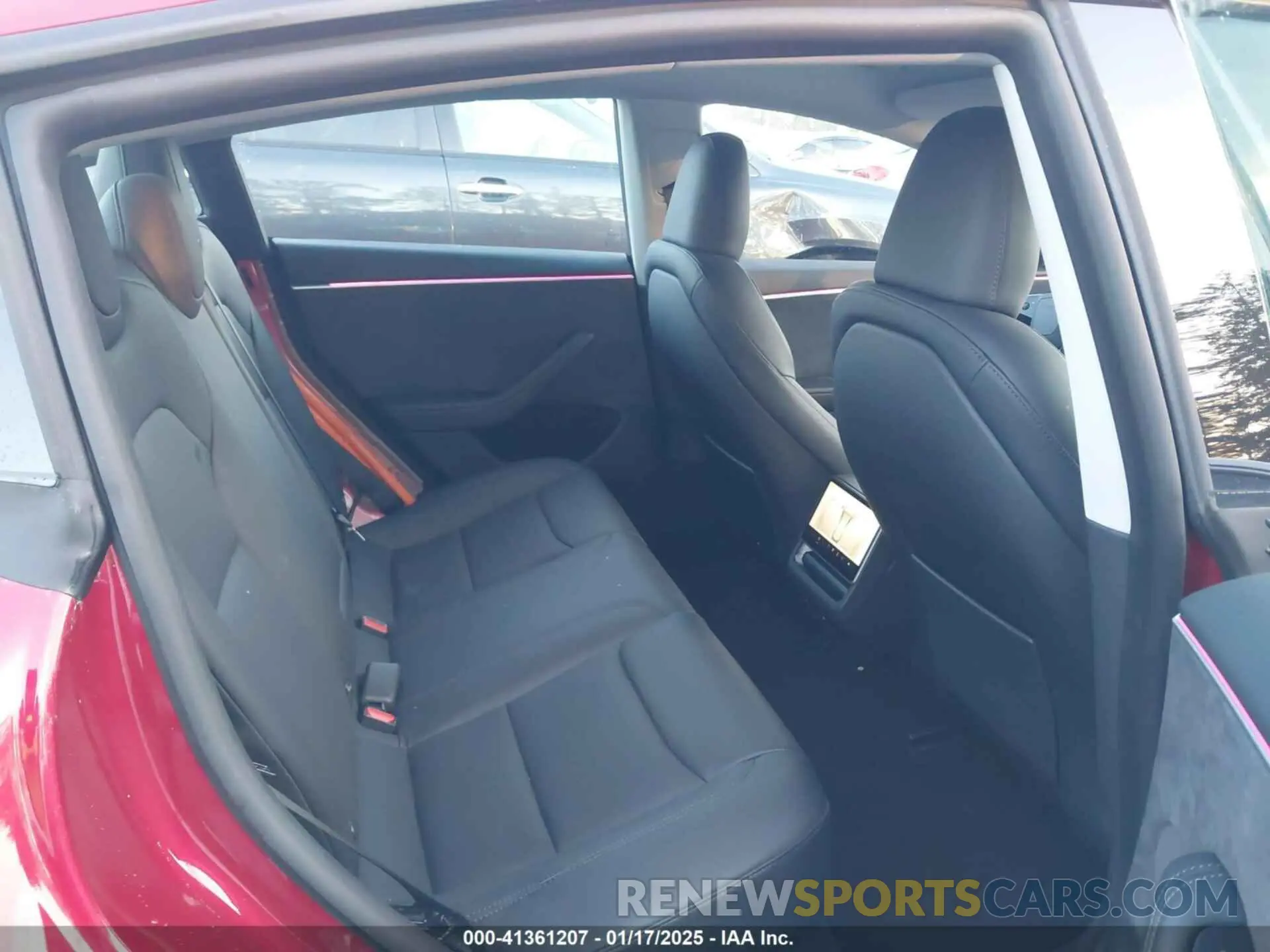 8 Photograph of a damaged car 5YJ3E1EB2RF816141 TESLA MODEL 3 2024