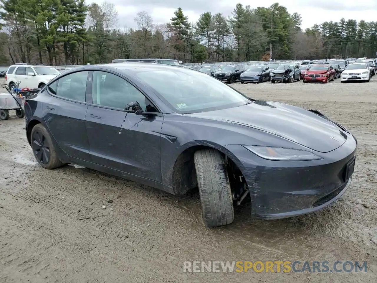 4 Photograph of a damaged car 5YJ3E1EB2RF816463 TESLA MODEL 3 2024