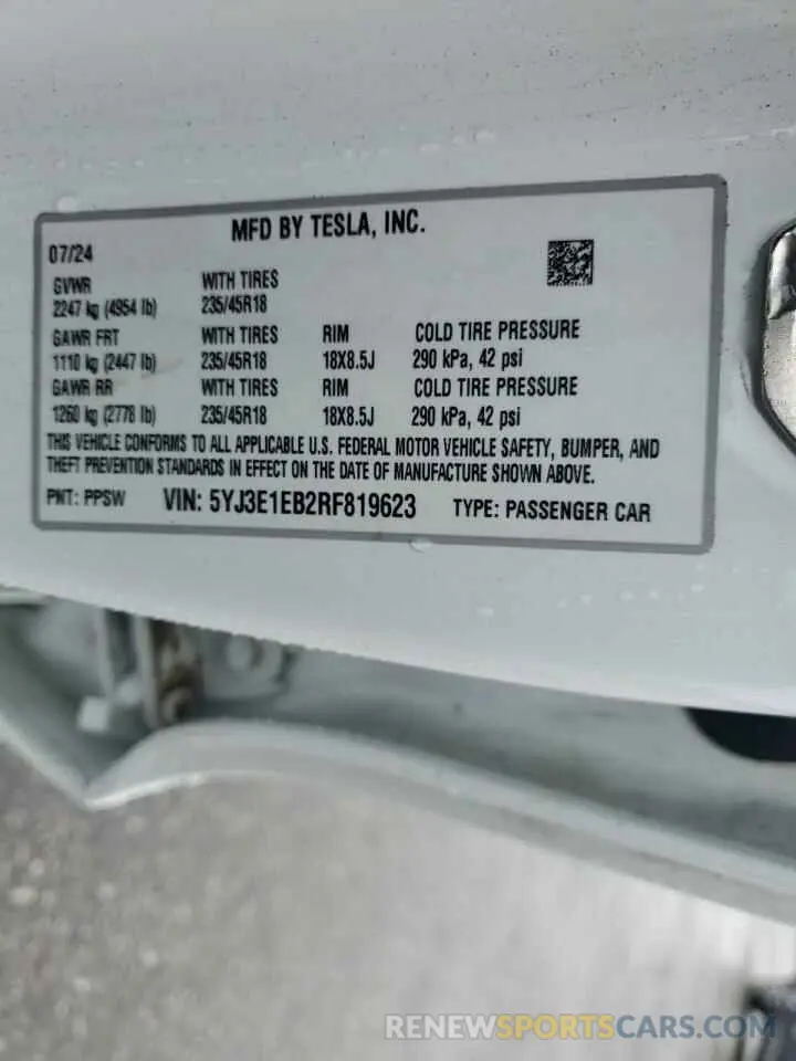 15 Photograph of a damaged car 5YJ3E1EB2RF819623 TESLA MODEL 3 2024