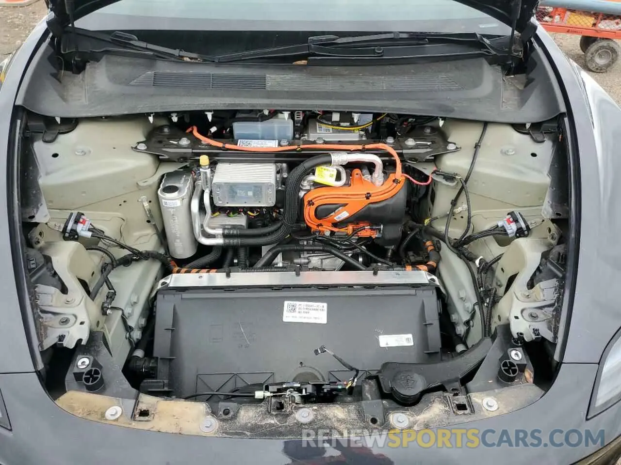 11 Photograph of a damaged car 5YJ3E1EB2RF825213 TESLA MODEL 3 2024