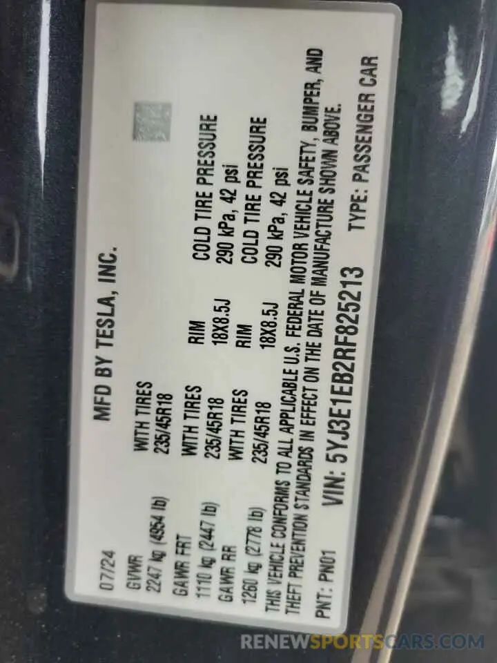 12 Photograph of a damaged car 5YJ3E1EB2RF825213 TESLA MODEL 3 2024