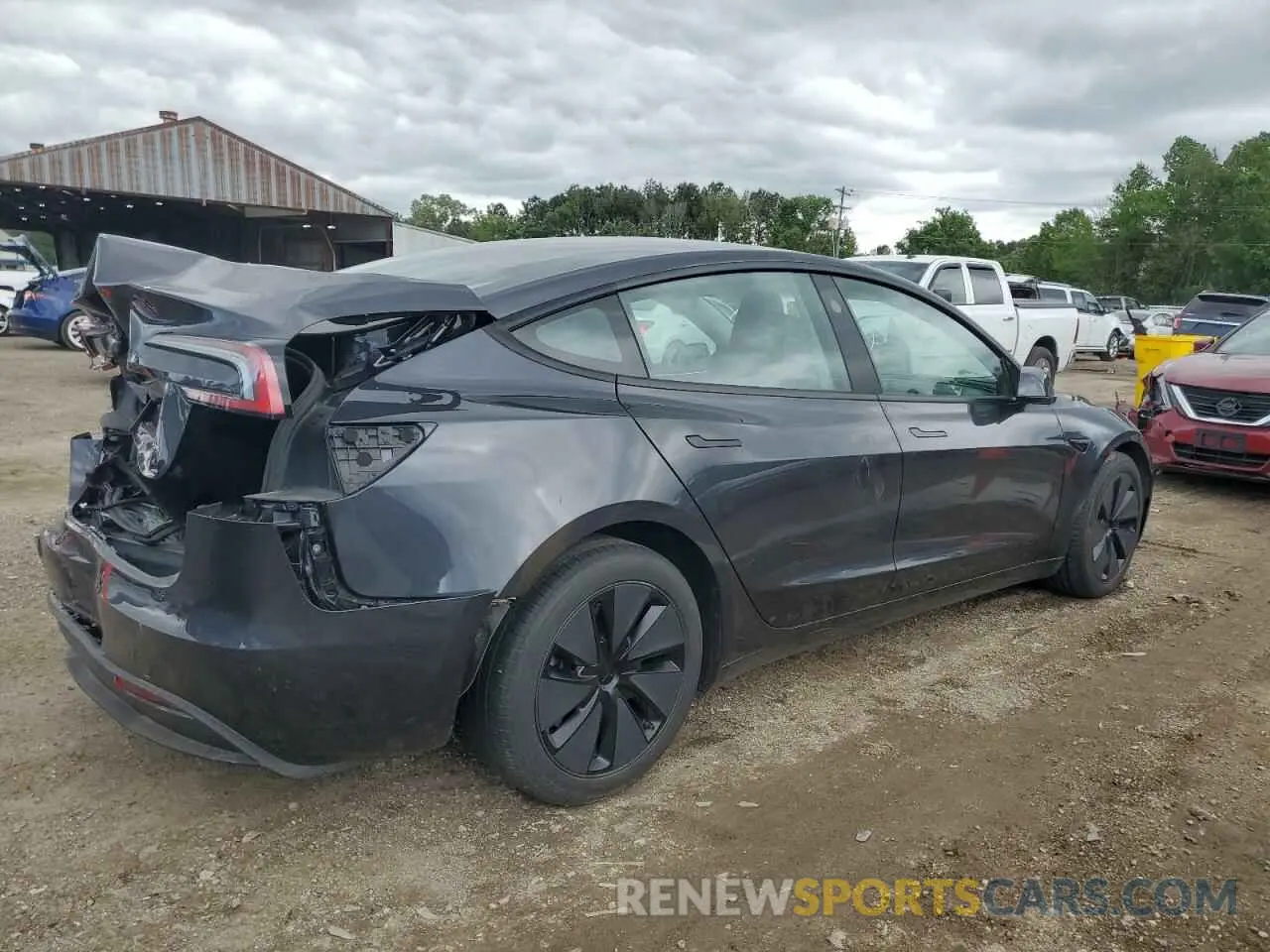 3 Photograph of a damaged car 5YJ3E1EB2RF825213 TESLA MODEL 3 2024
