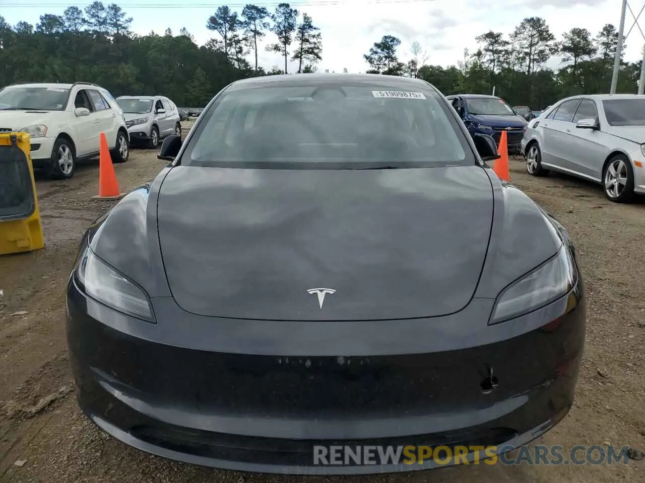 5 Photograph of a damaged car 5YJ3E1EB2RF825213 TESLA MODEL 3 2024