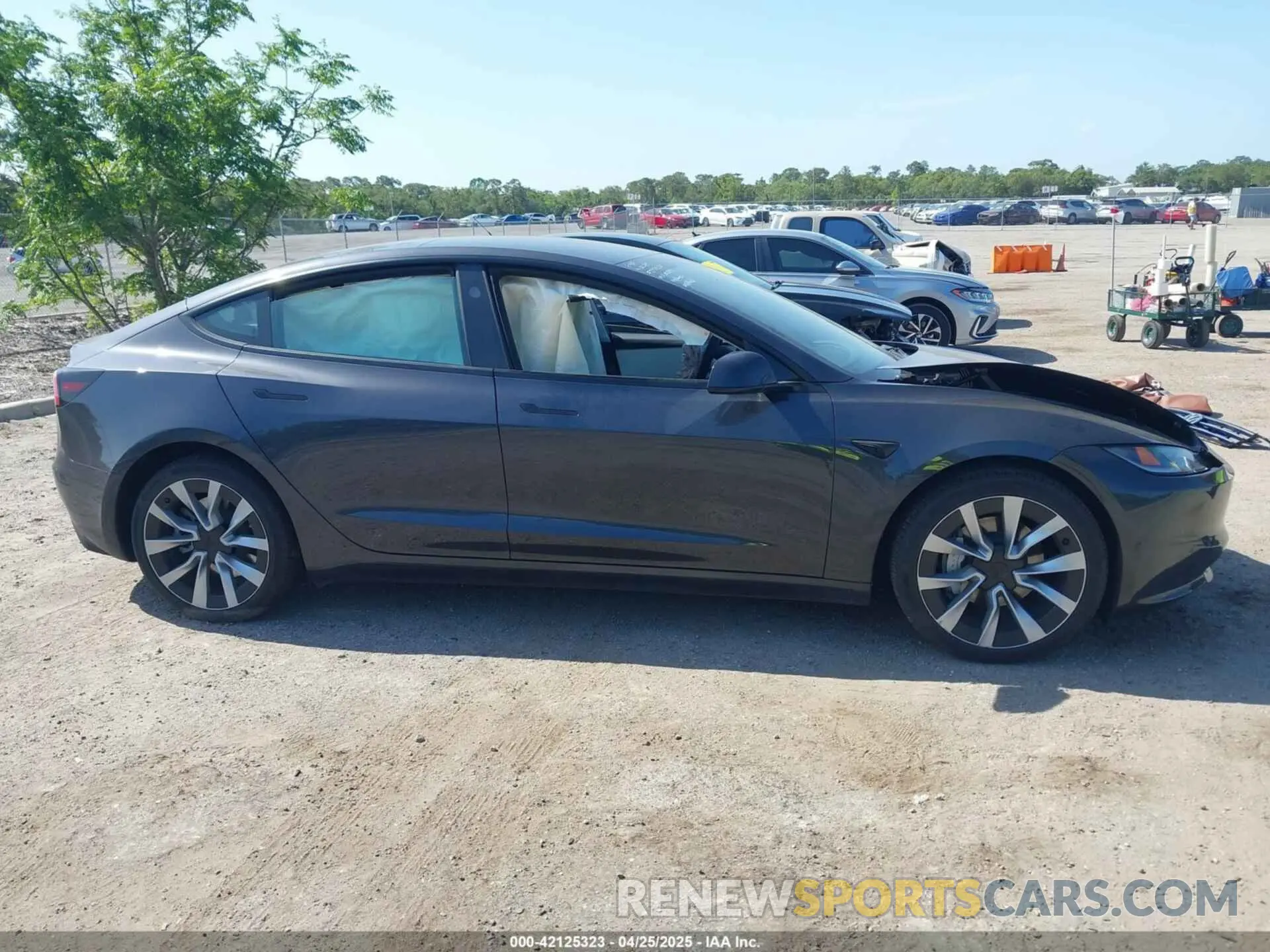 12 Photograph of a damaged car 5YJ3E1EB2RF832663 TESLA MODEL 3 2024