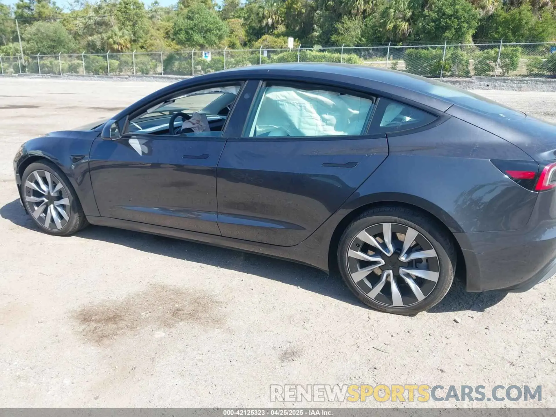 13 Photograph of a damaged car 5YJ3E1EB2RF832663 TESLA MODEL 3 2024