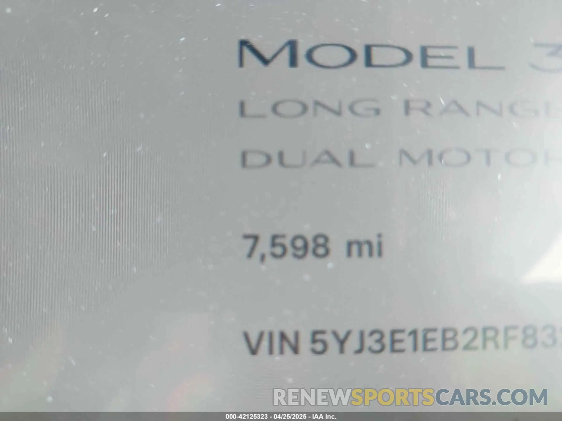 14 Photograph of a damaged car 5YJ3E1EB2RF832663 TESLA MODEL 3 2024