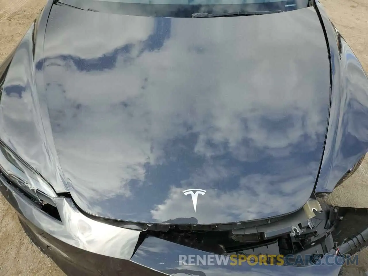 11 Photograph of a damaged car 5YJ3E1EB3RF791931 TESLA MODEL 3 2024