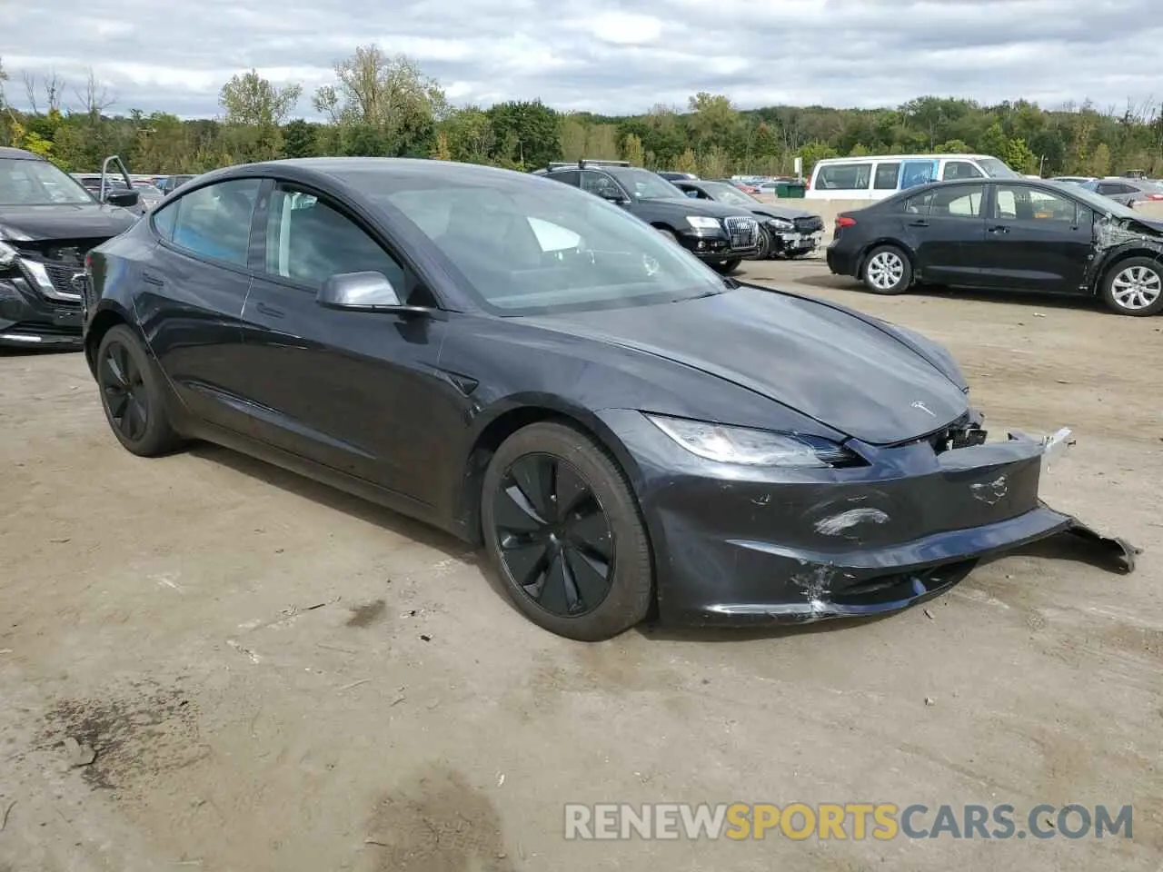 4 Photograph of a damaged car 5YJ3E1EB3RF791931 TESLA MODEL 3 2024