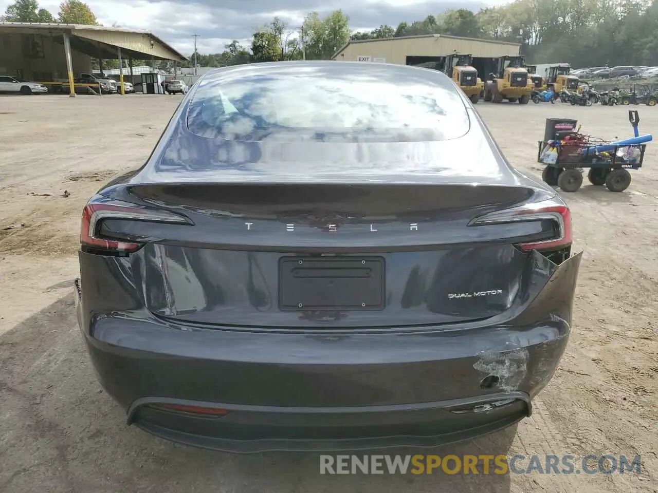 6 Photograph of a damaged car 5YJ3E1EB3RF791931 TESLA MODEL 3 2024