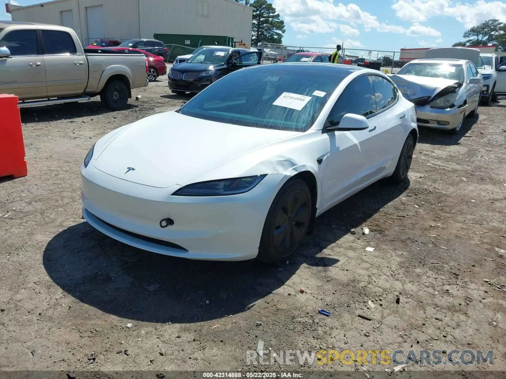 2 Photograph of a damaged car 5YJ3E1EB3RF807254 TESLA MODEL 3 2024