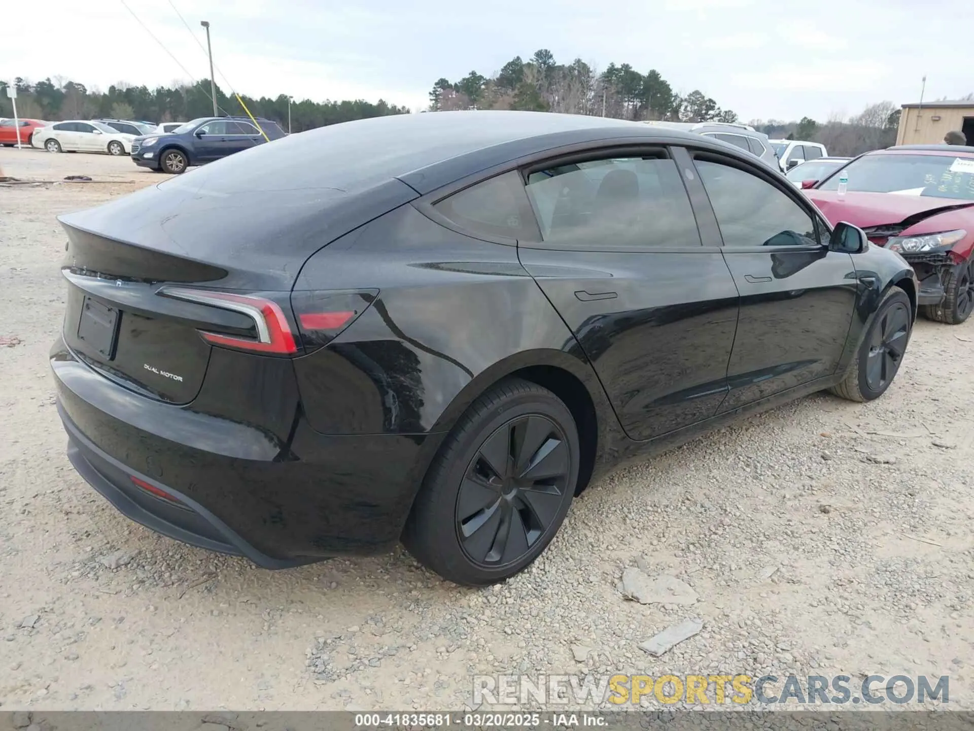 4 Photograph of a damaged car 5YJ3E1EB3RF807688 TESLA MODEL 3 2024