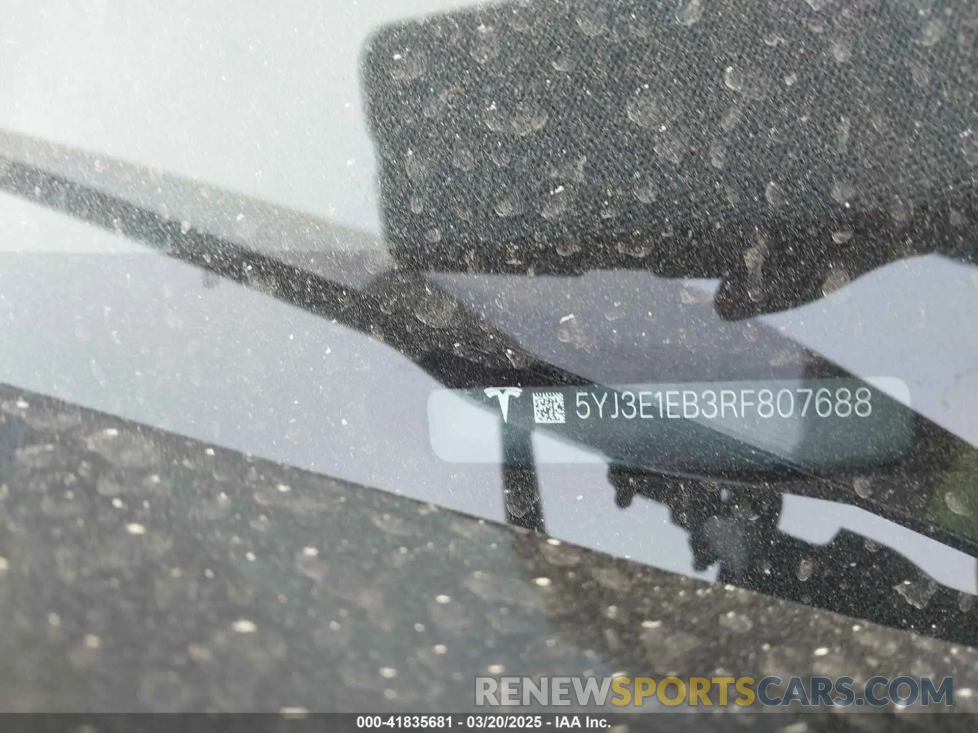 9 Photograph of a damaged car 5YJ3E1EB3RF807688 TESLA MODEL 3 2024