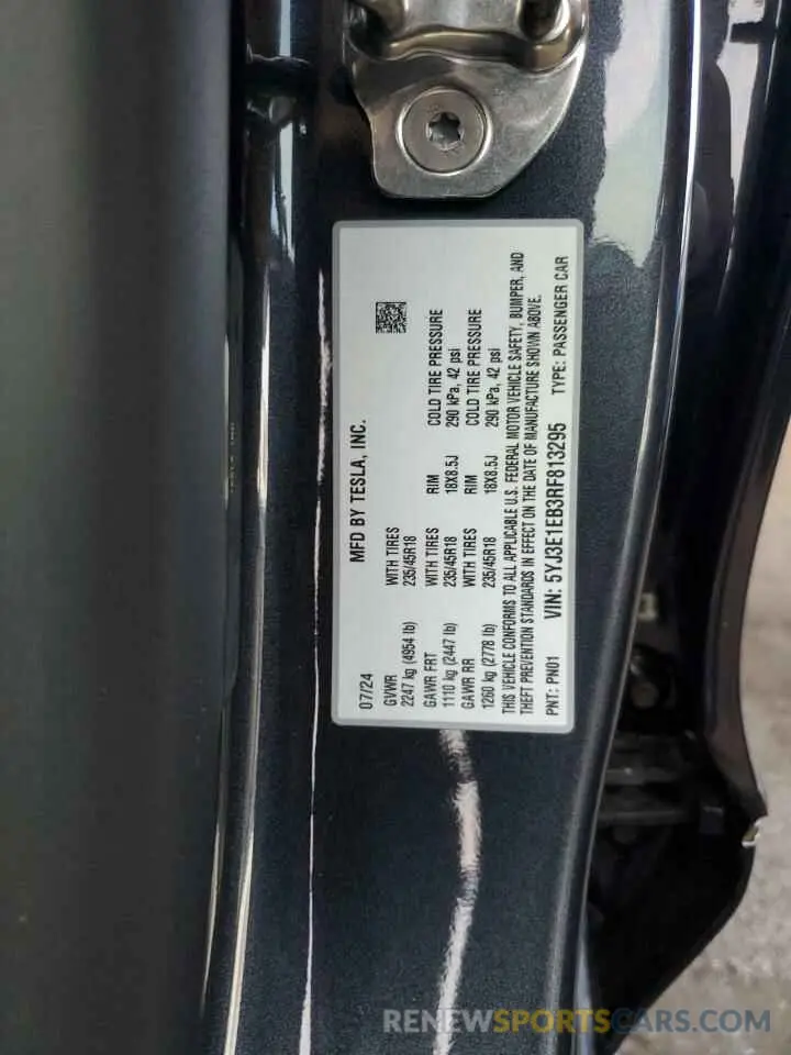 13 Photograph of a damaged car 5YJ3E1EB3RF813295 TESLA MODEL 3 2024