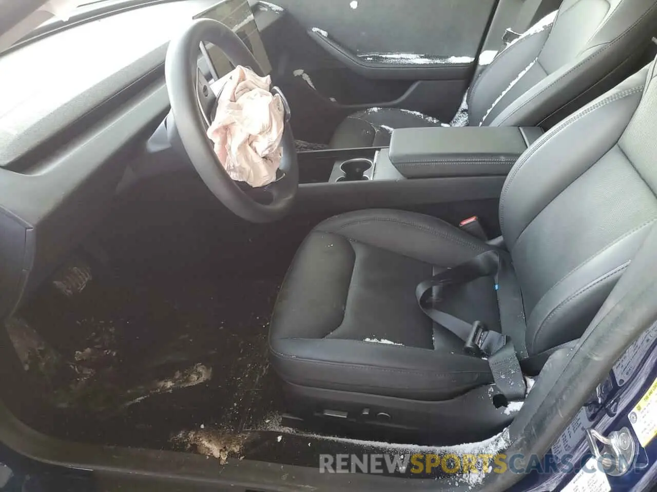 7 Photograph of a damaged car 5YJ3E1EB4RF751163 TESLA MODEL 3 2024