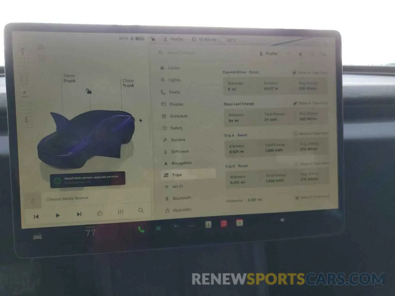 9 Photograph of a damaged car 5YJ3E1EB4RF751163 TESLA MODEL 3 2024