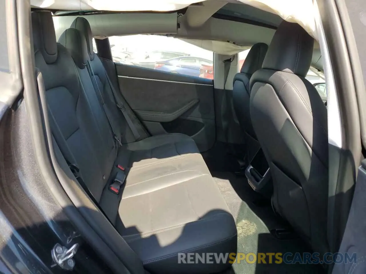 10 Photograph of a damaged car 5YJ3E1EB4RF793879 TESLA MODEL 3 2024