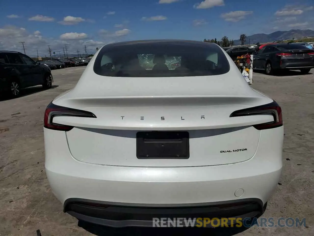 6 Photograph of a damaged car 5YJ3E1EB4RF811734 TESLA MODEL 3 2024