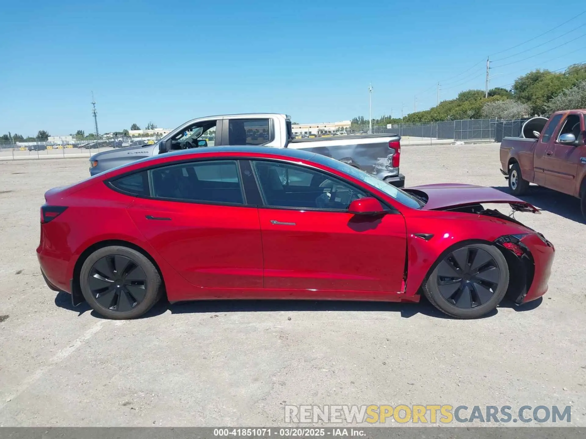 12 Photograph of a damaged car 5YJ3E1EB4RF812673 TESLA MODEL 3 2024