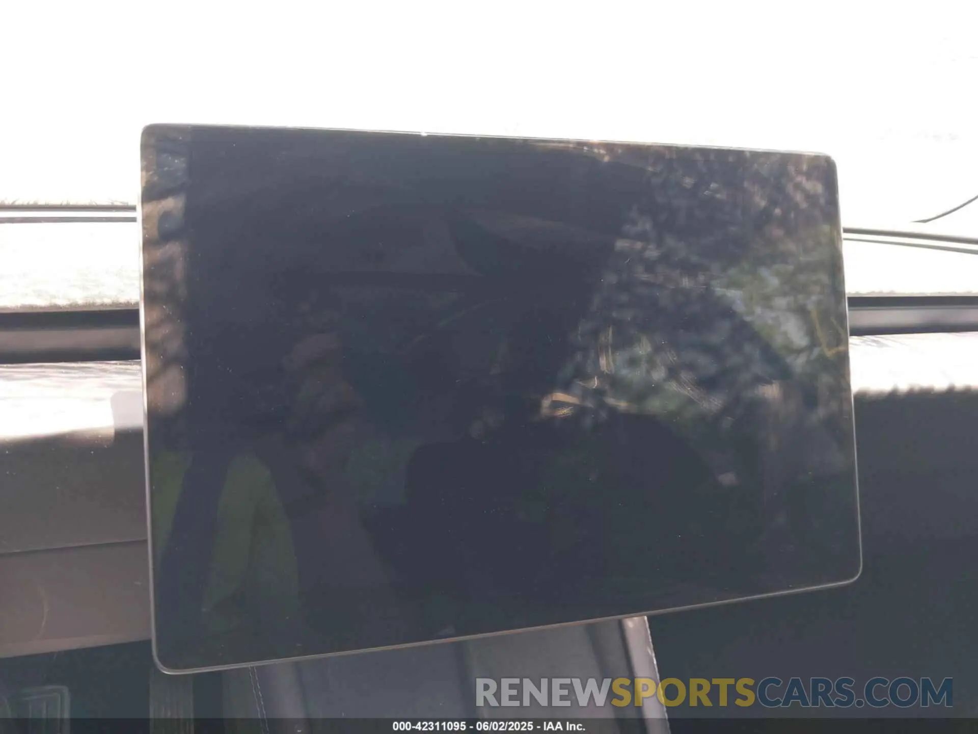 15 Photograph of a damaged car 5YJ3E1EB4RF834351 TESLA MODEL 3 2024