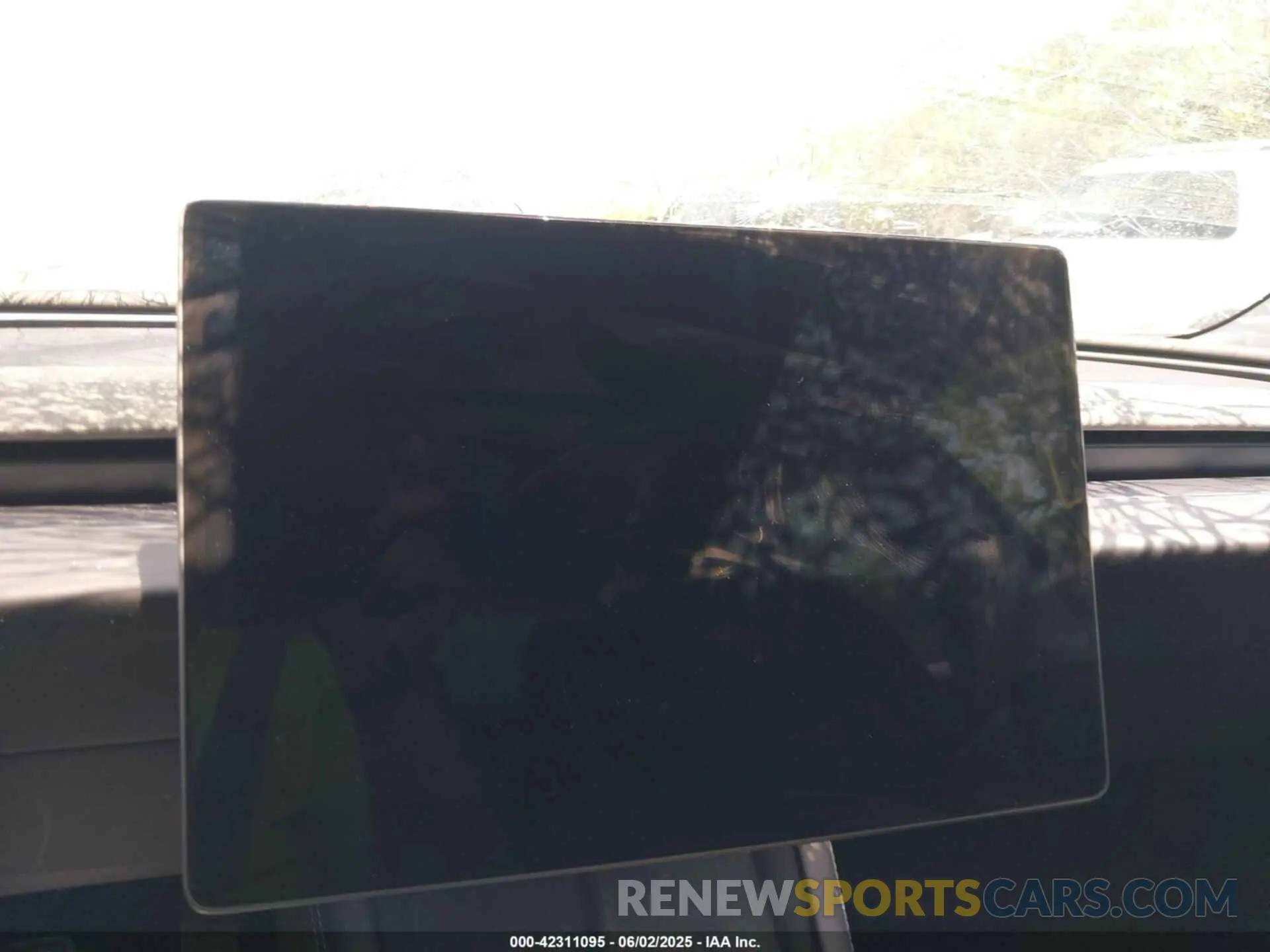 7 Photograph of a damaged car 5YJ3E1EB4RF834351 TESLA MODEL 3 2024