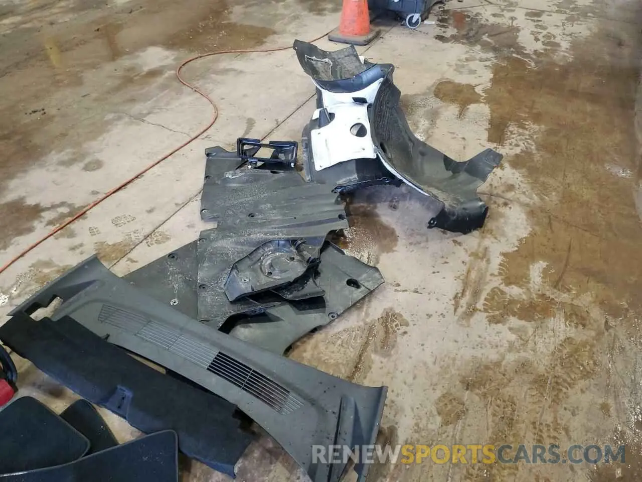 12 Photograph of a damaged car 5YJ3E1EB4RF844006 TESLA MODEL 3 2024