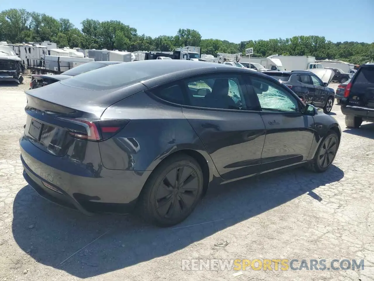 3 Photograph of a damaged car 5YJ3E1EB5RF735795 TESLA MODEL 3 2024