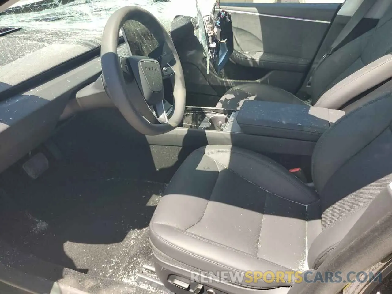 7 Photograph of a damaged car 5YJ3E1EB5RF735795 TESLA MODEL 3 2024