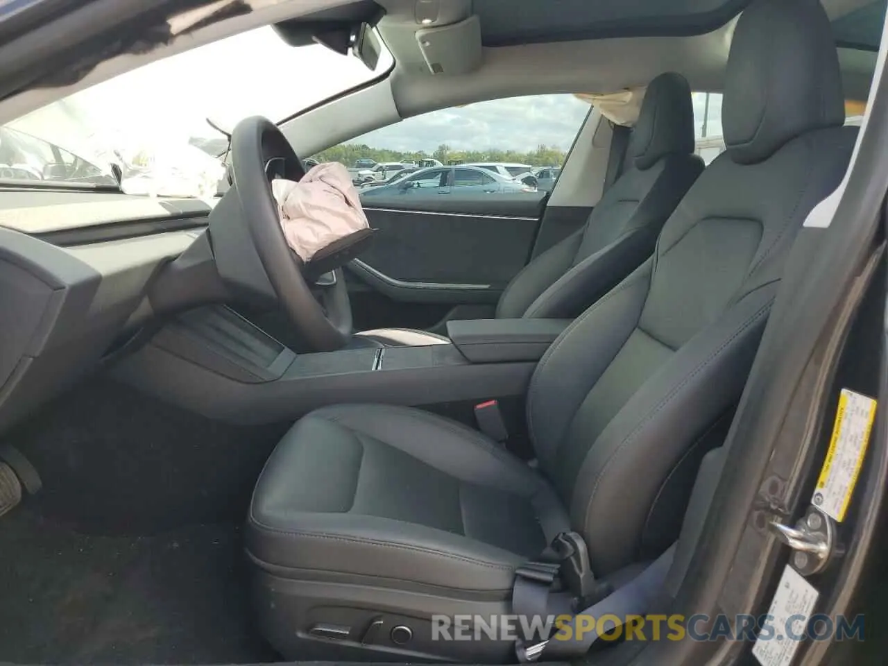 7 Photograph of a damaged car 5YJ3E1EB5RF737790 TESLA MODEL 3 2024
