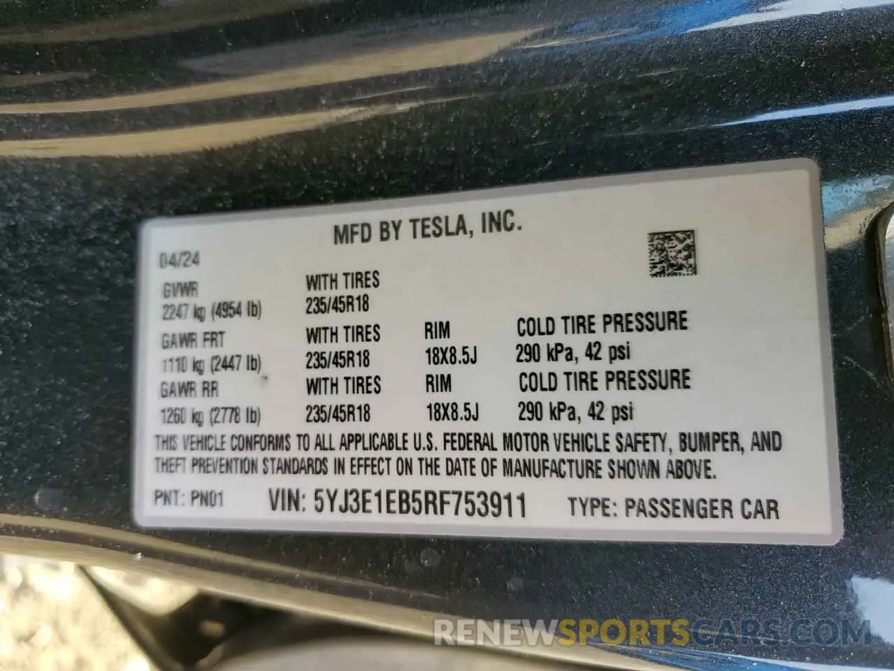 14 Photograph of a damaged car 5YJ3E1EB5RF753911 TESLA MODEL 3 2024