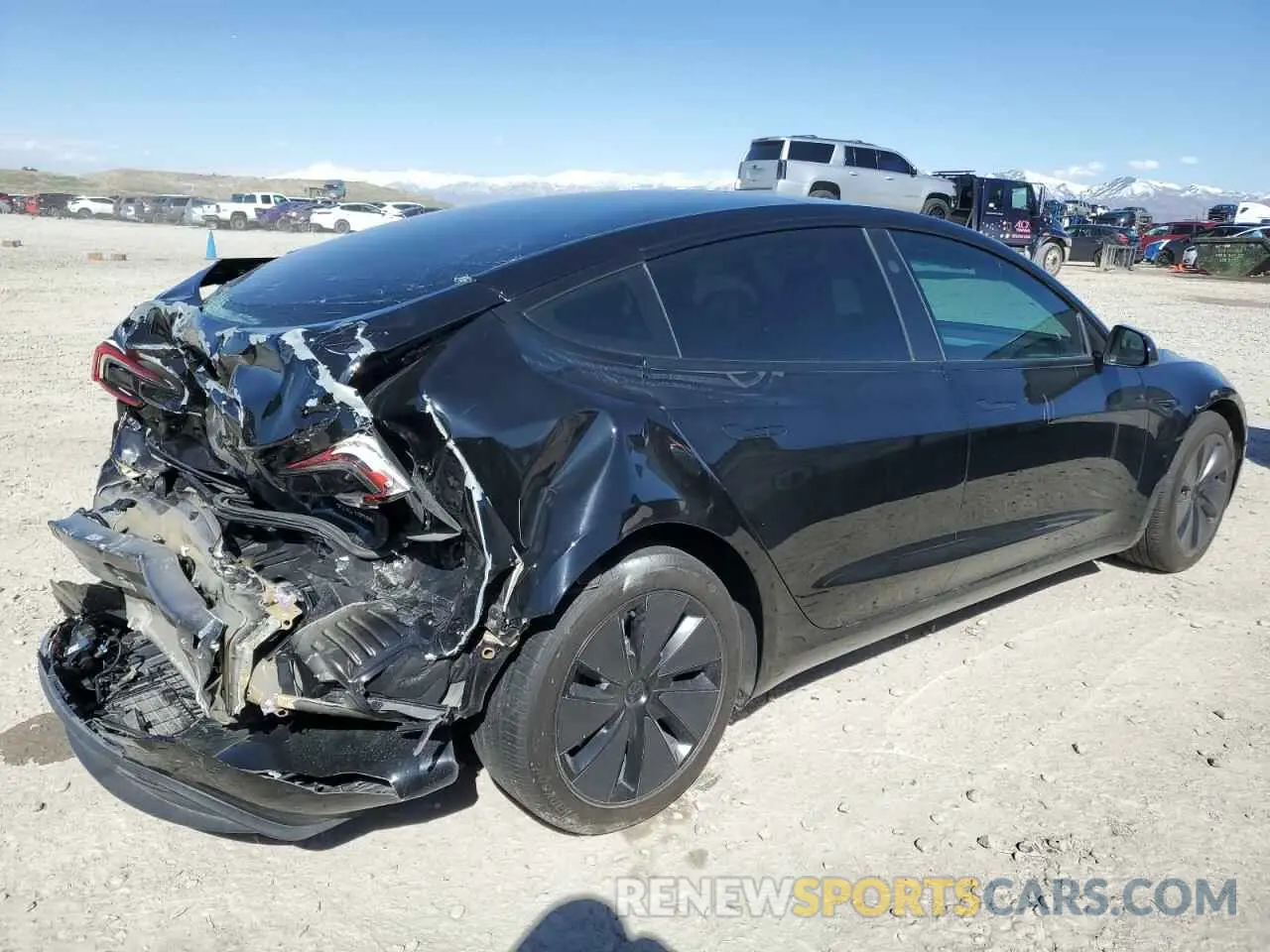 3 Photograph of a damaged car 5YJ3E1EB5RF795950 TESLA MODEL 3 2024