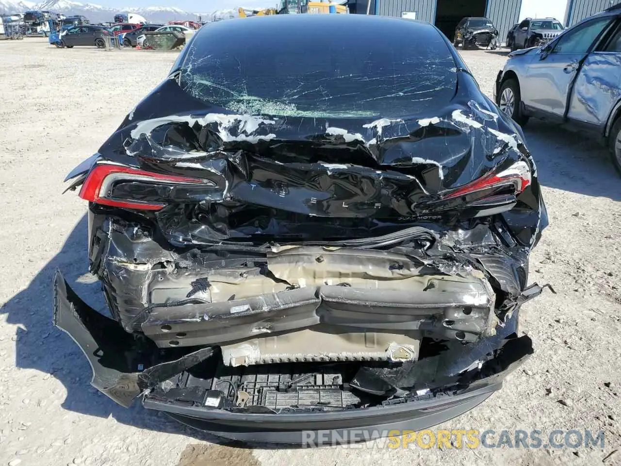 6 Photograph of a damaged car 5YJ3E1EB5RF795950 TESLA MODEL 3 2024