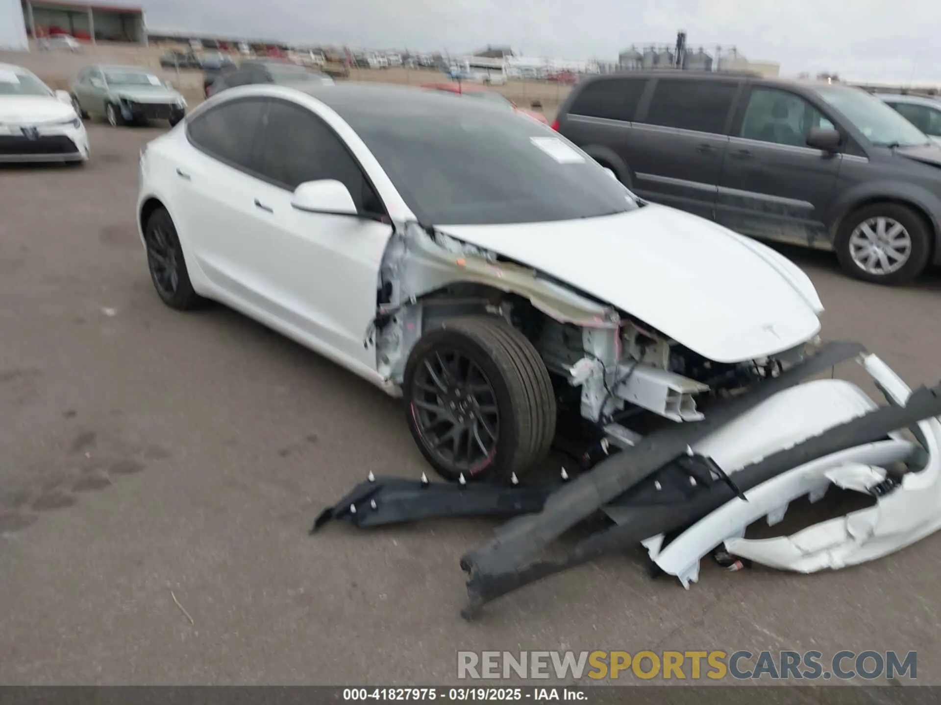 1 Photograph of a damaged car 5YJ3E1EB5RF855161 TESLA MODEL 3 2024