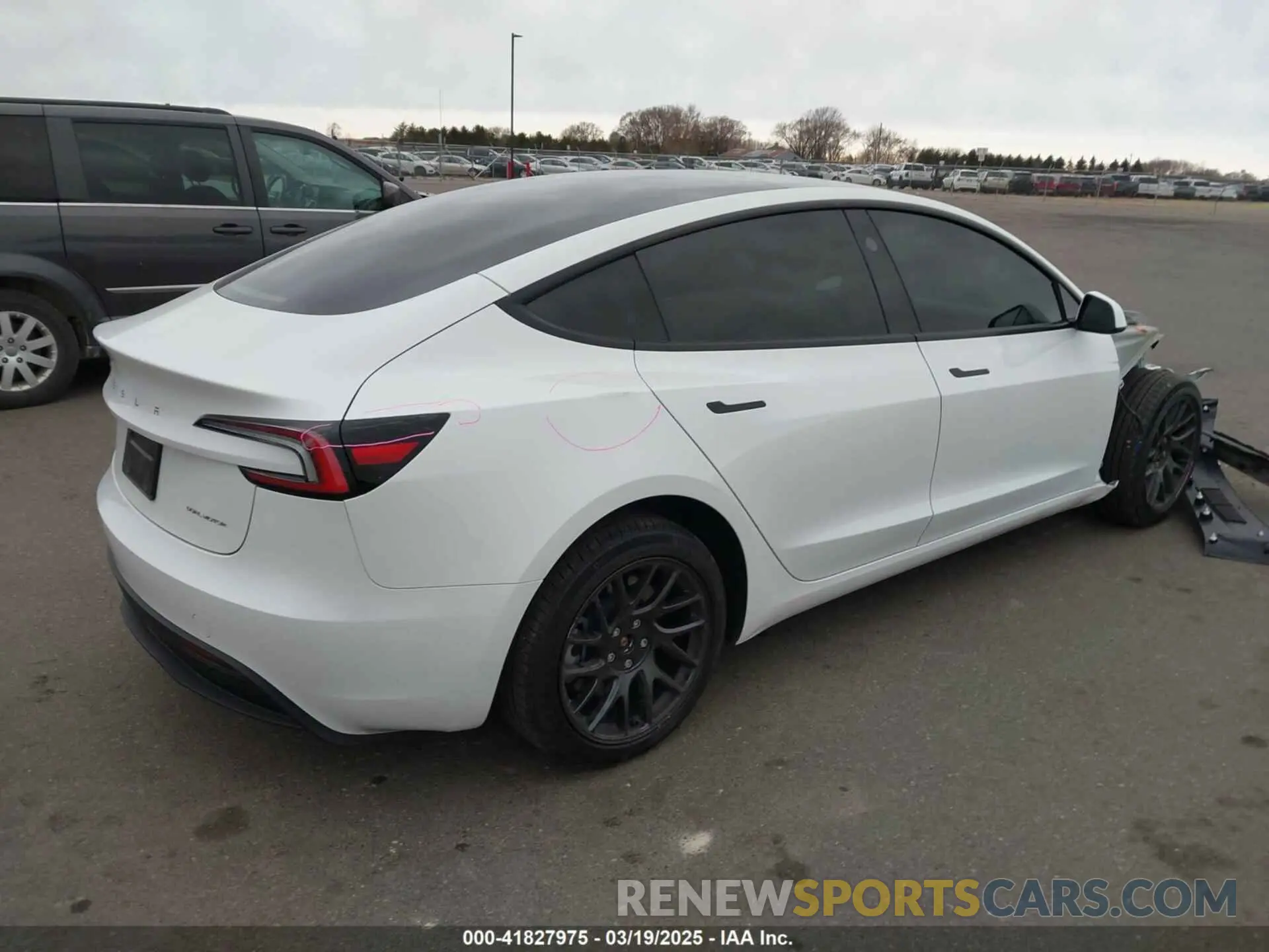 4 Photograph of a damaged car 5YJ3E1EB5RF855161 TESLA MODEL 3 2024