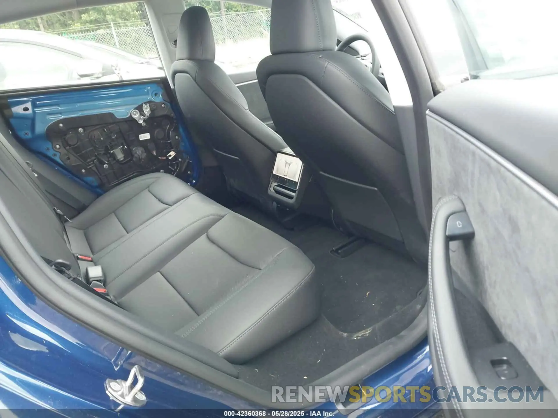 8 Photograph of a damaged car 5YJ3E1EB6RF795181 TESLA MODEL 3 2024