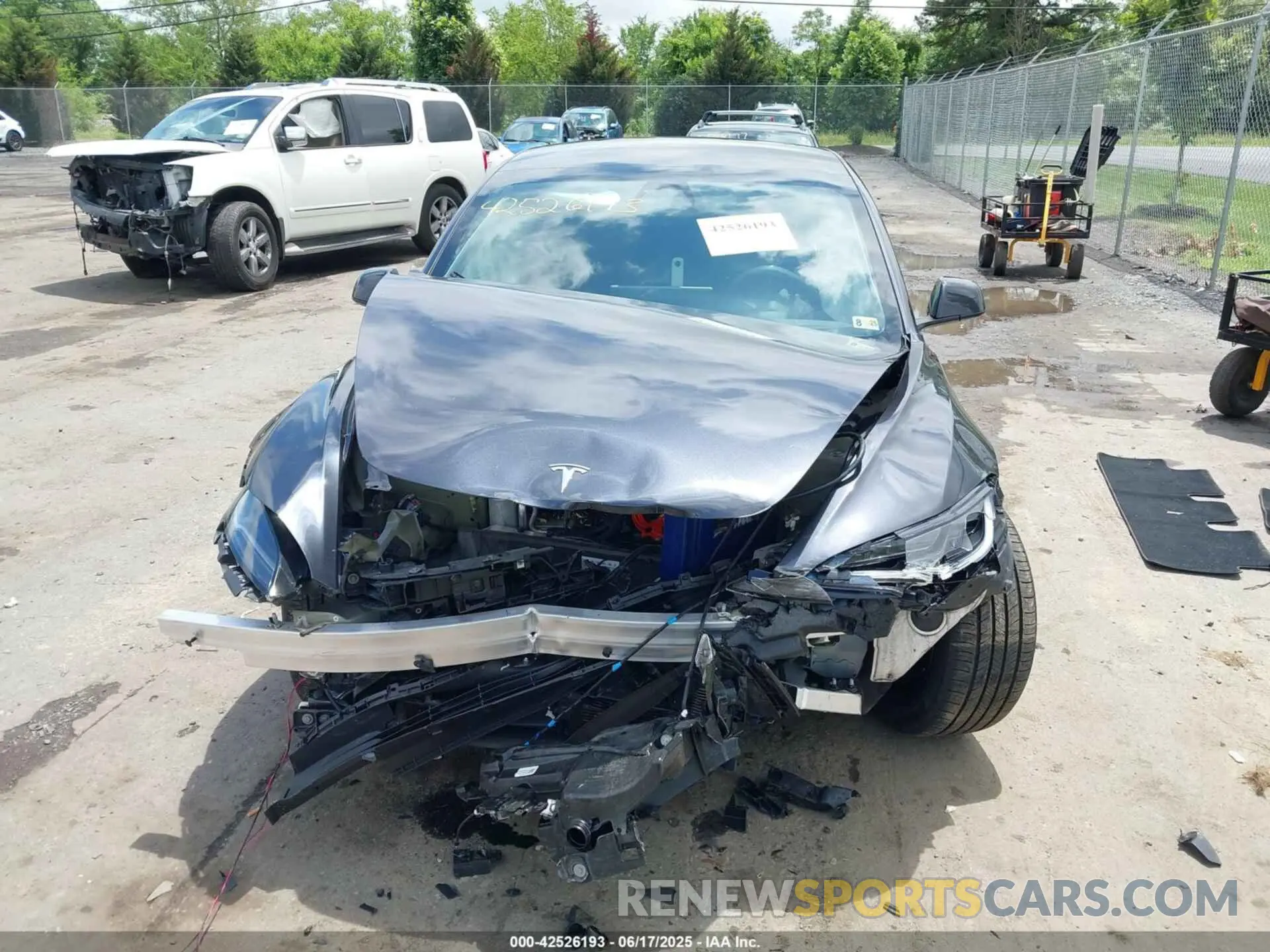 11 Photograph of a damaged car 5YJ3E1EB6RF816935 TESLA MODEL 3 2024