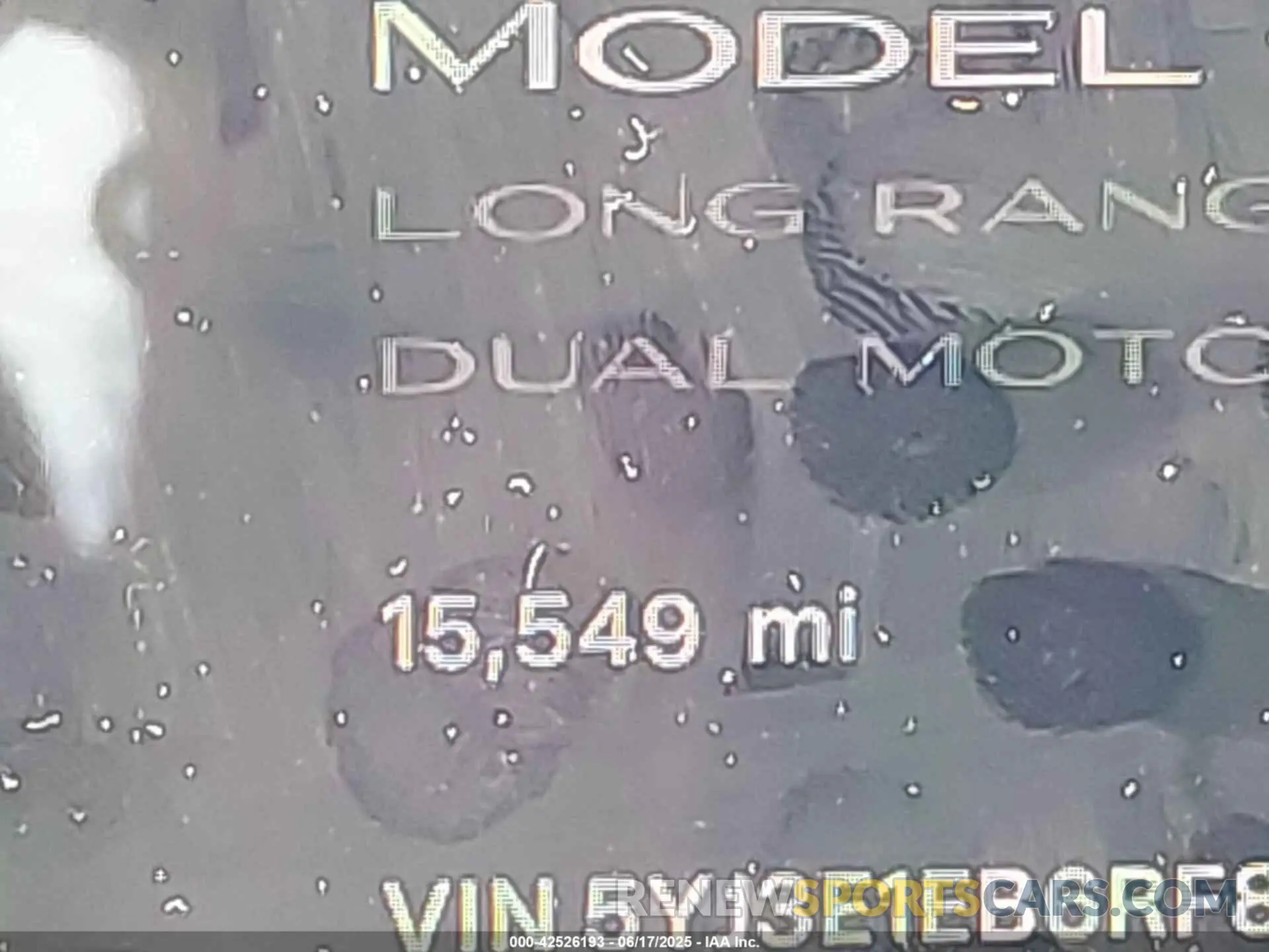 14 Photograph of a damaged car 5YJ3E1EB6RF816935 TESLA MODEL 3 2024