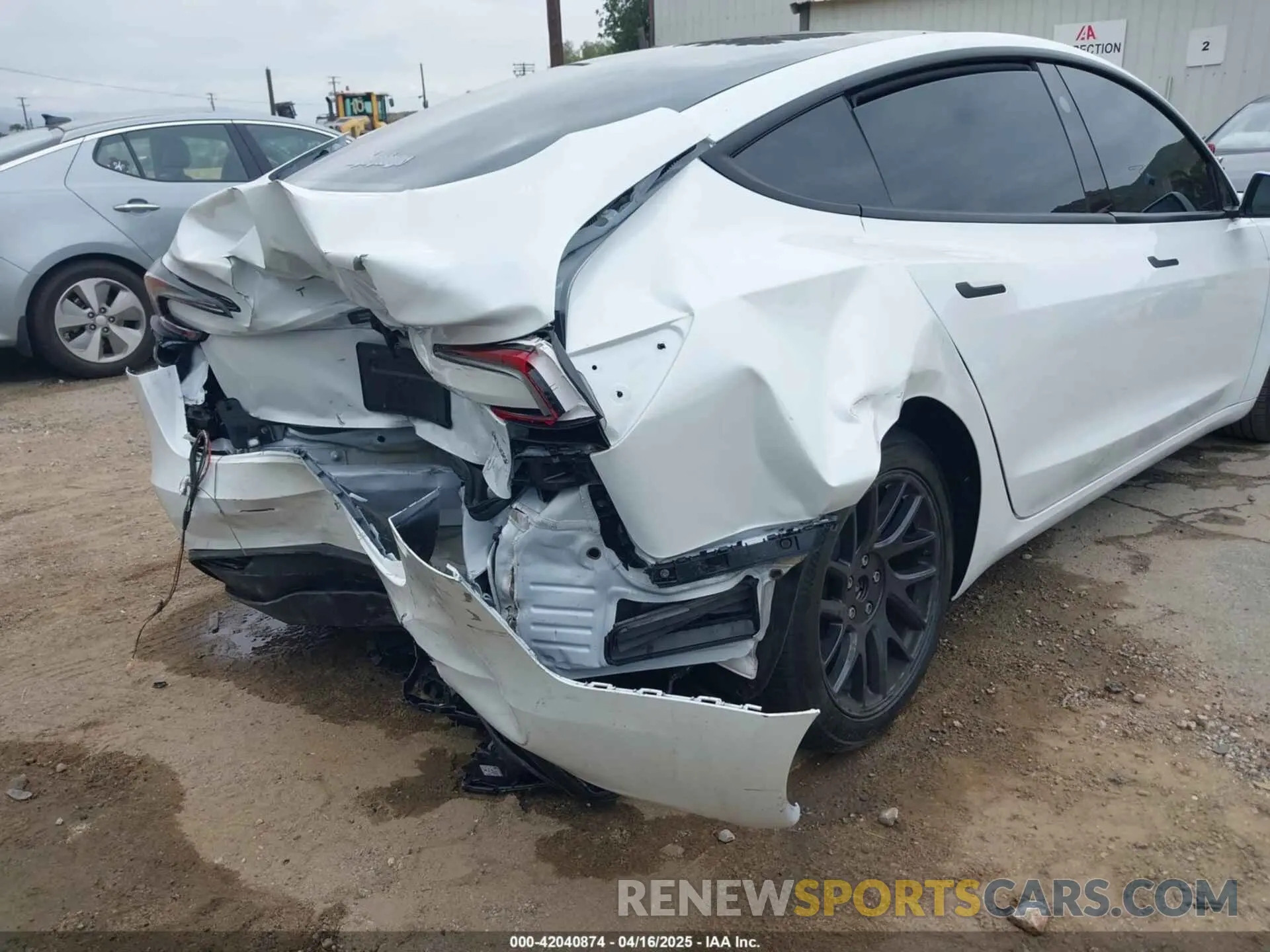 6 Photograph of a damaged car 5YJ3E1EB6RF842807 TESLA MODEL 3 2024