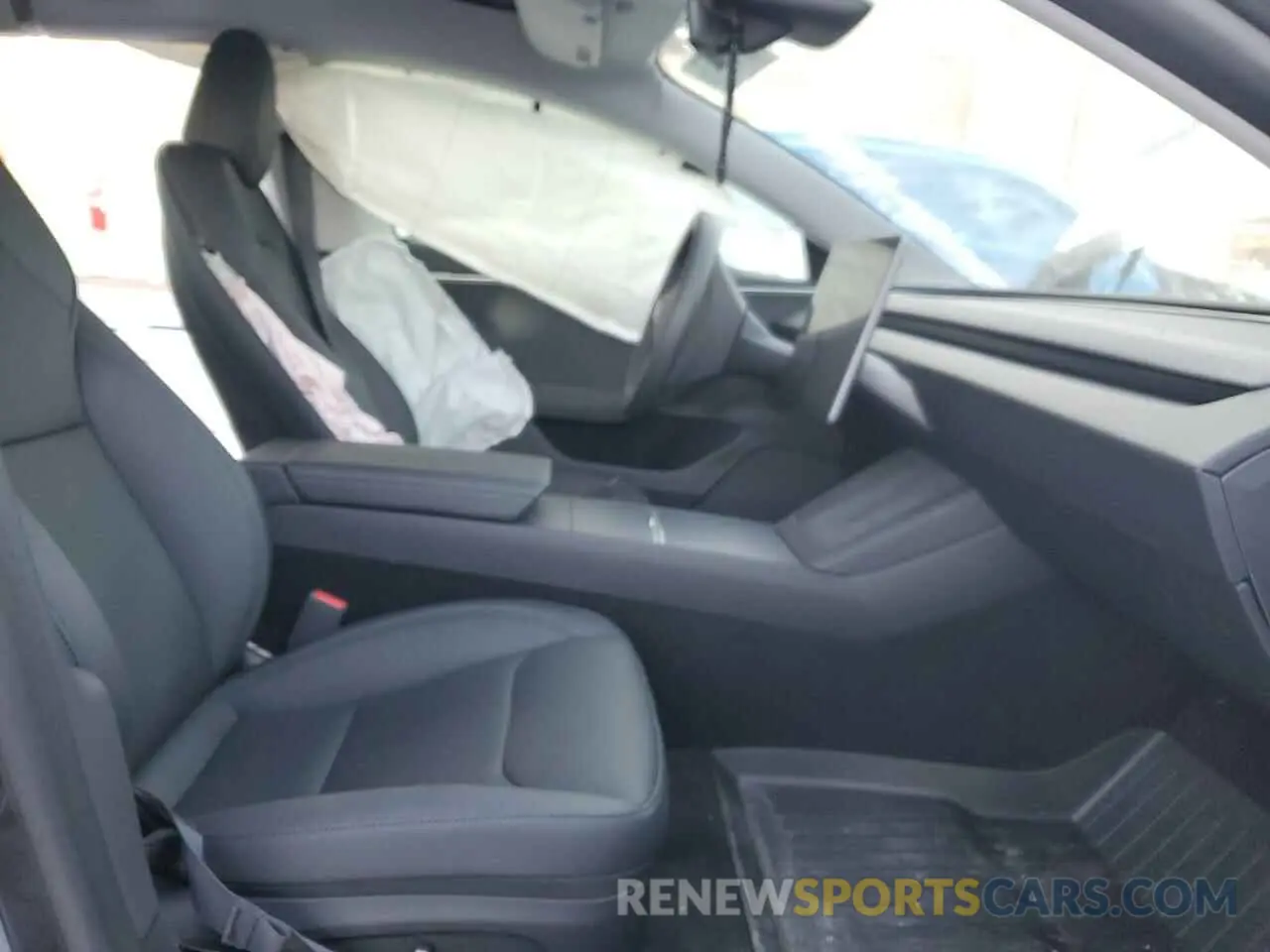 7 Photograph of a damaged car 5YJ3E1EB6RF849174 TESLA MODEL 3 2024