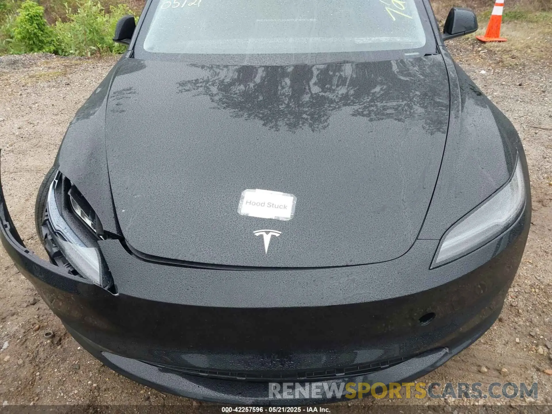 10 Photograph of a damaged car 5YJ3E1EB7RF717234 TESLA MODEL 3 2024