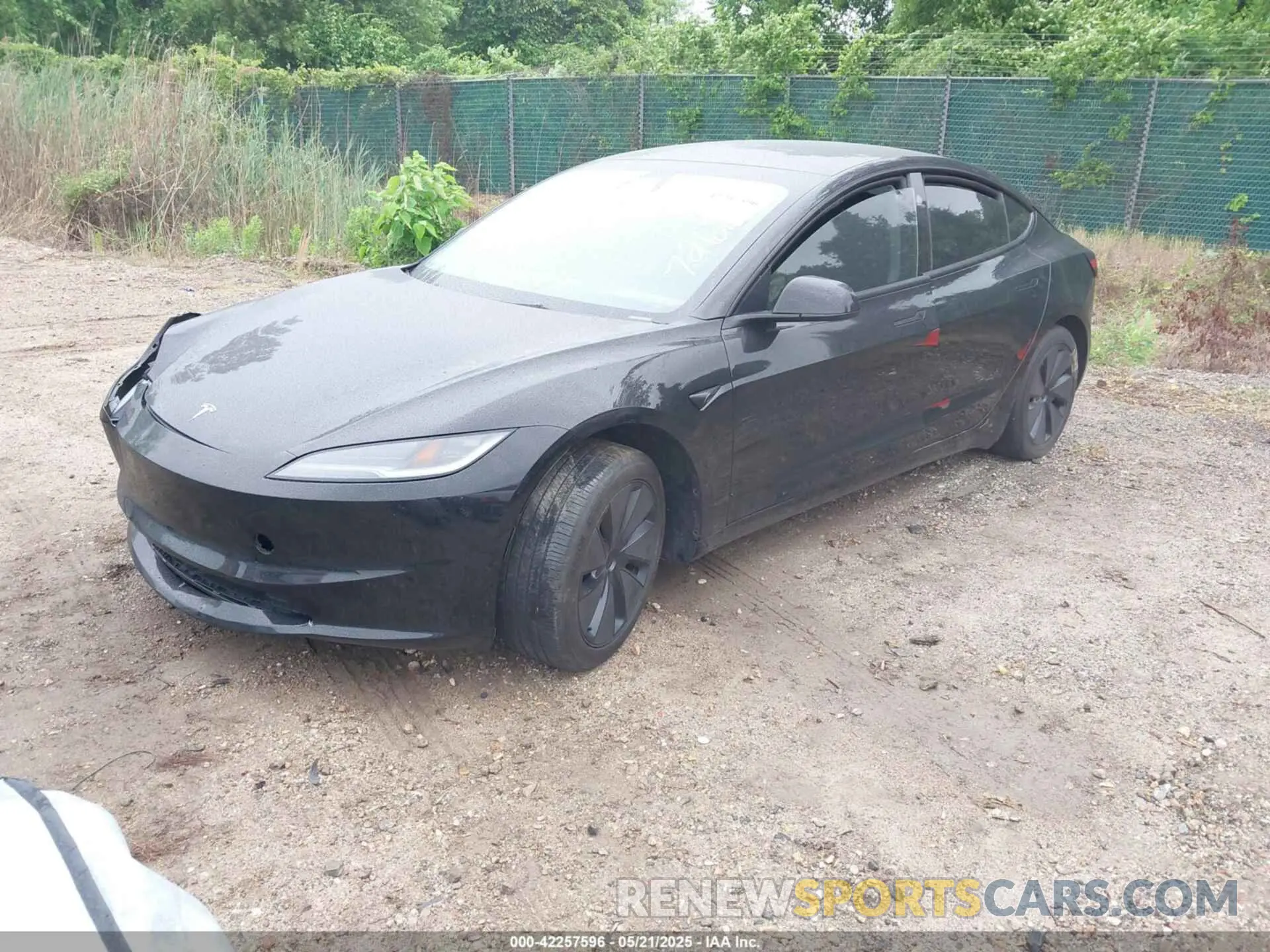 2 Photograph of a damaged car 5YJ3E1EB7RF717234 TESLA MODEL 3 2024