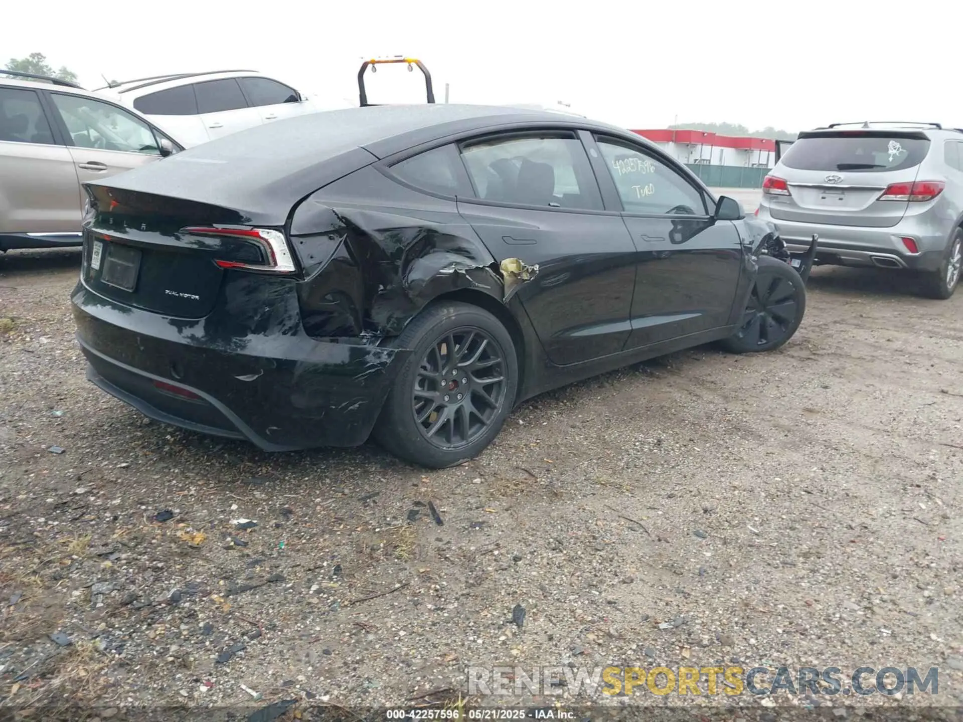 4 Photograph of a damaged car 5YJ3E1EB7RF717234 TESLA MODEL 3 2024