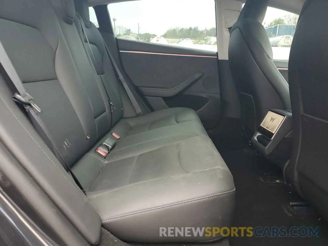 10 Photograph of a damaged car 5YJ3E1EB7RF730372 TESLA MODEL 3 2024