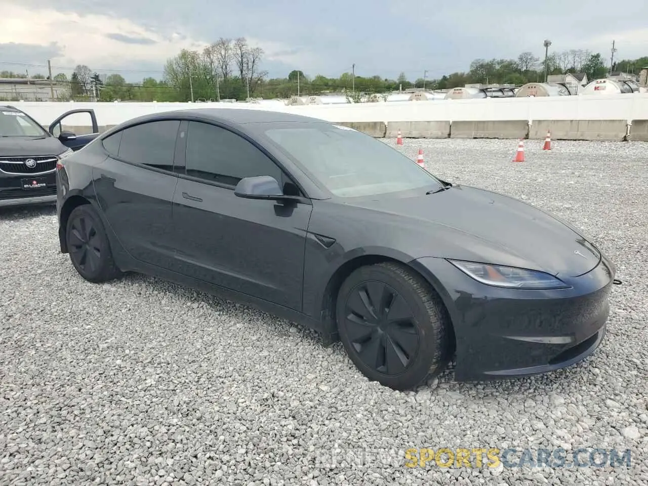 4 Photograph of a damaged car 5YJ3E1EB7RF730372 TESLA MODEL 3 2024